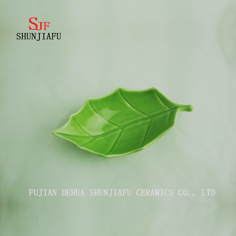 Green Leaf Shape Seasoning Dish Glaze Ceramic Vinegar Spice Salad Soy Sauce Sushi Wasabi Dipping Bowls/2 Size