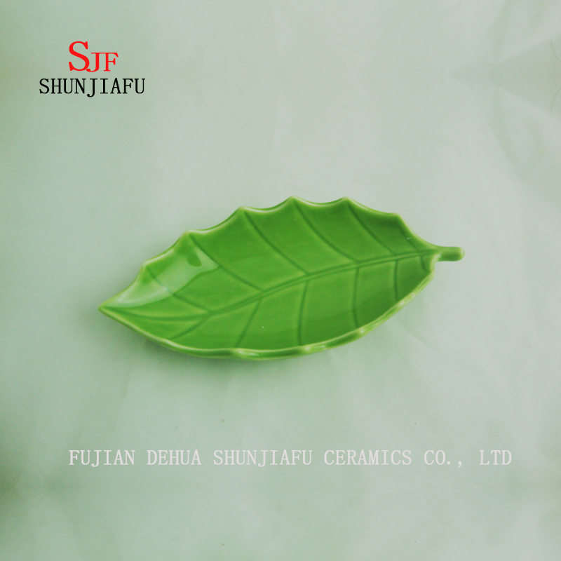 Green Leaf Shape Seasoning Dish Glaze Ceramic Vinegar Spice Salad Soy Sauce Sushi Wasabi Dipping Bowls/2 Size