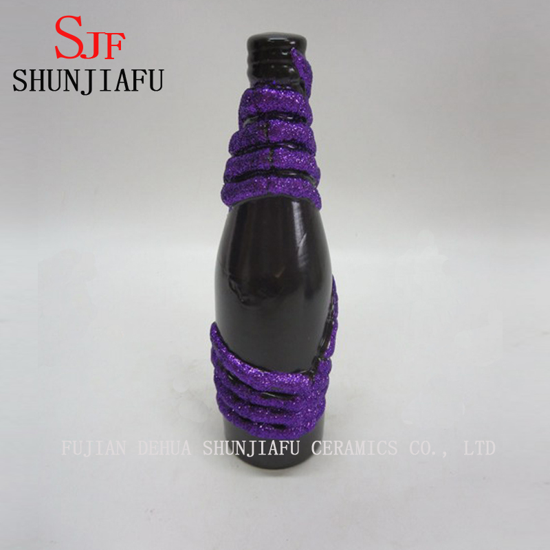 Ceramic Devil's Clutches Style Home Decoration Bottle