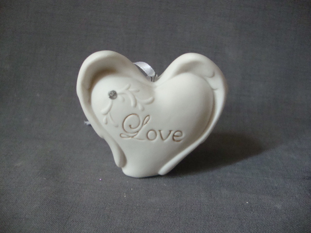 Porcelain Home Decorations Heart Shaped with Artificial crystal, White