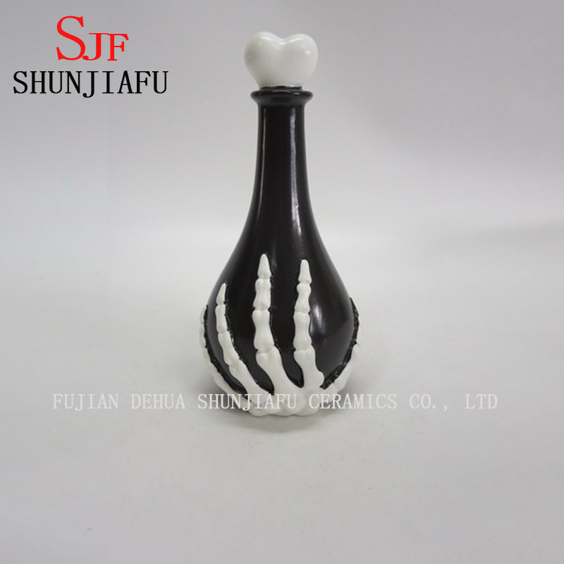 Ceramic Keepsake Skull Ornaments Bottle