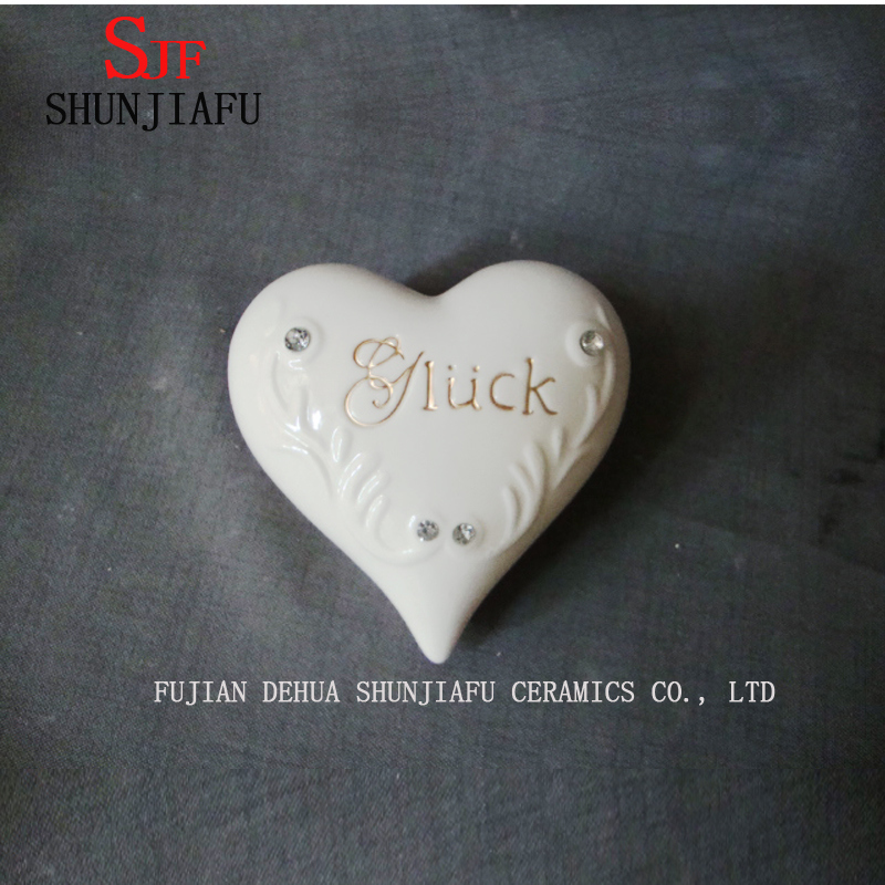 White Porcelain Christmas Decorations Heart Shaped Home Ornaments, Handmade with Artificial crystal