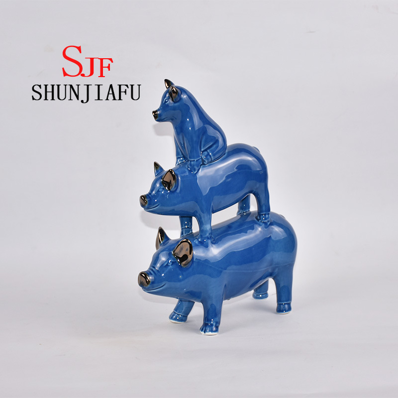 Ceramic Three Pigs Harmonious Family for Home Decorations