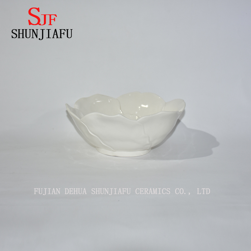 Lotus Shaped Ceramic White Dish for Kichenware / Dinnerware