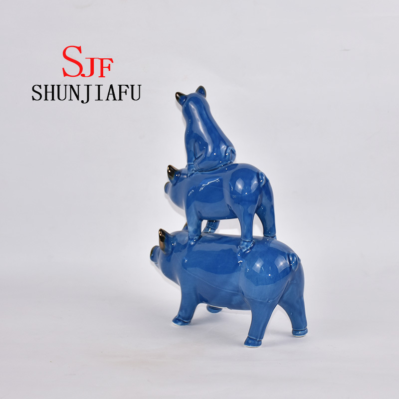 Ceramic Three Pigs Harmonious Family for Home Decorations