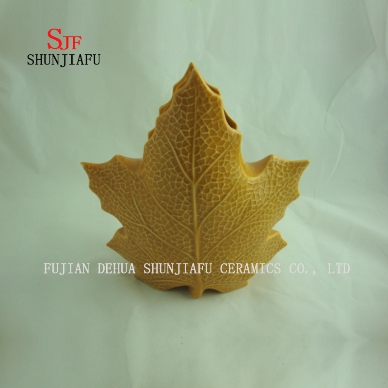 The Maple Leaf Shape Ceramic Vase/B