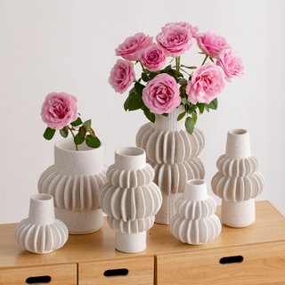 Ceramic Vases for Bedroom Space Decoration