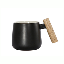 custom logo gift box porcelain coffee mug 360ml Black 、white Wooden handles Ceramic cup 