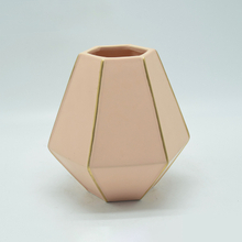 Home Furnishing Decoration Tabletop Ceramic Vase Desktop Decoration Polyhedrosis Pink Ceramic Vase